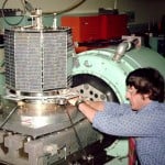 Jan King, W3GEY, prepares AMSAT-OSCAR 7 for a vibration test.